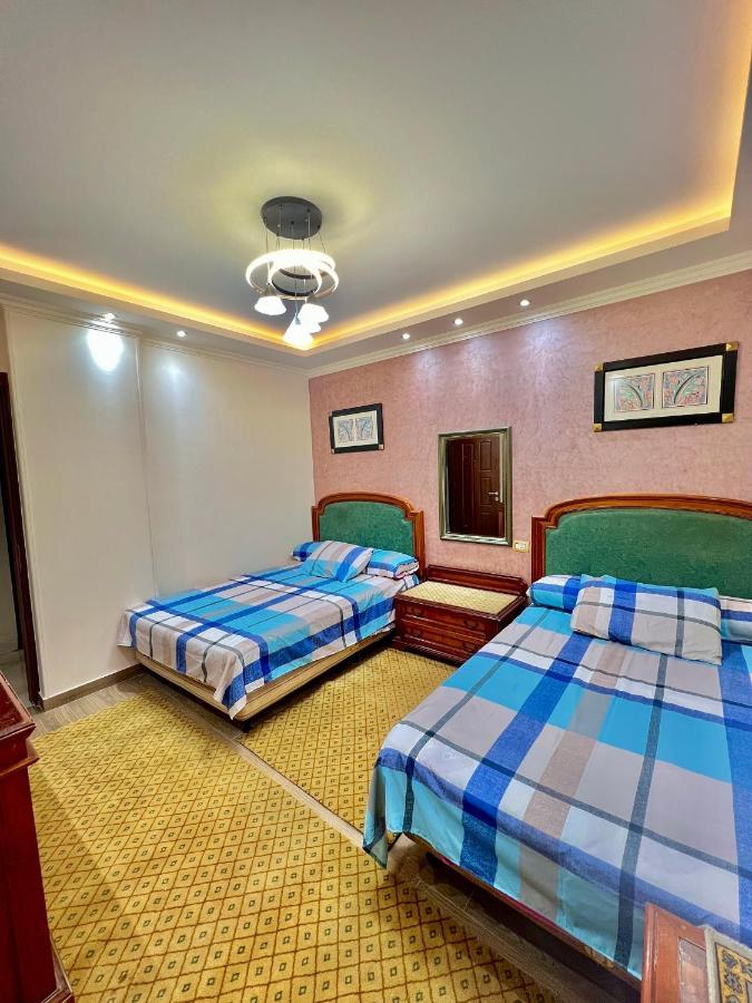 Appartement Ultra Luxury 3br With Pools ,sports ,dining In Gated Compound, Close To Sites Le Caire