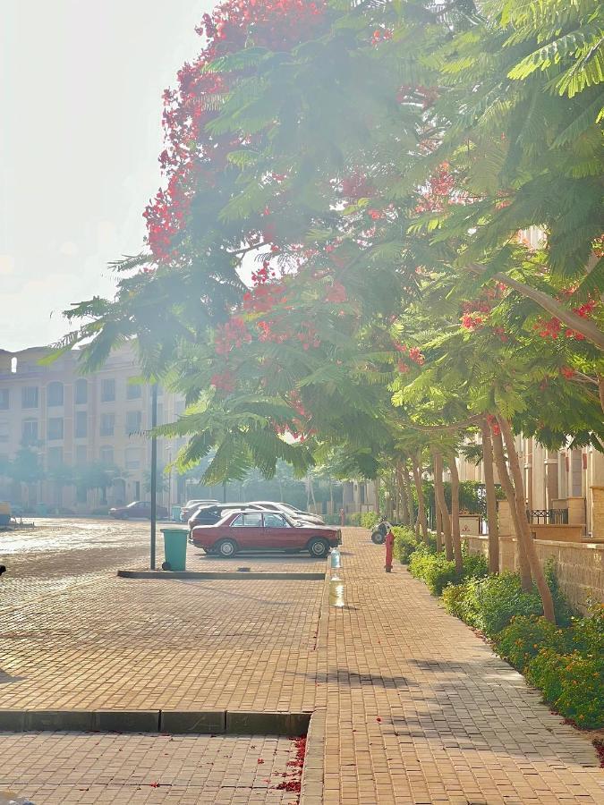 Appartement Ultra Luxury 3br With Pools ,sports ,dining In Gated Compound, Close To Sites