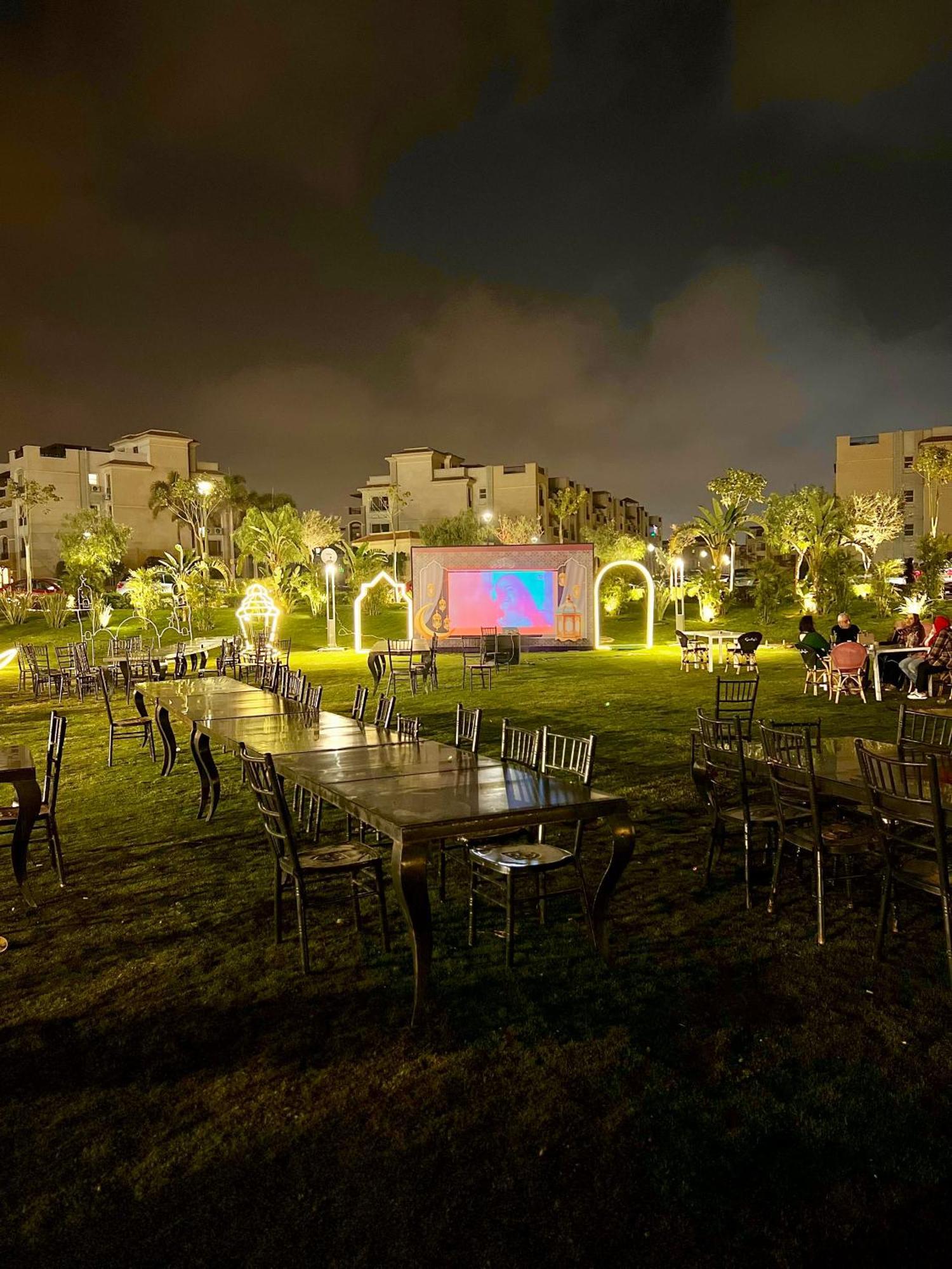 Ultra Luxury 3br With Pools ,sports ,dining In Gated Compound, Close To Sites Le Caire